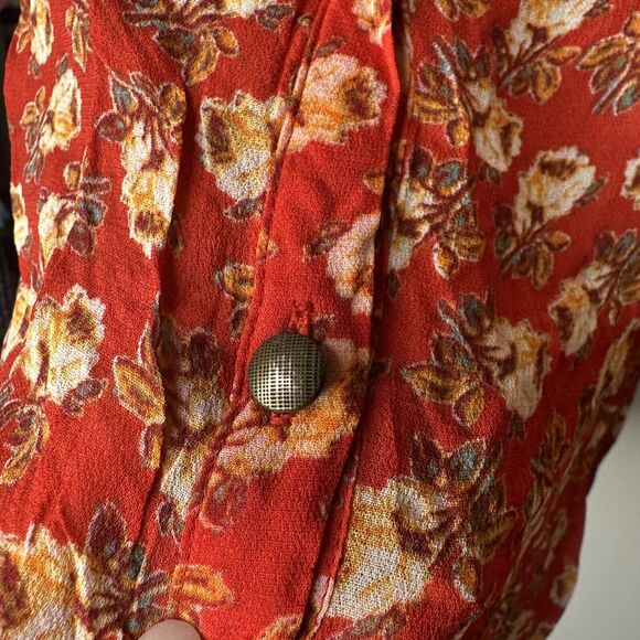 Anthropologie Meadow Rue Floral Blouse Size 8 Multicolor Ruffle Sleeve Flutter - Picture 7 of 11